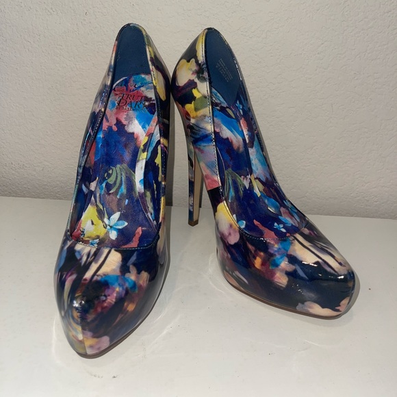 Truth Or Dare Pumps By Madonna - Stiletto - Picture 8 of 11